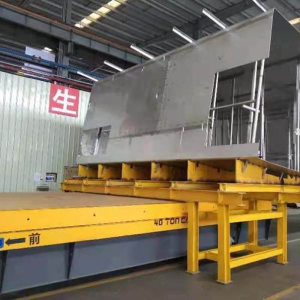 China National Nuclear Corporation’s rubber wheel transfer cart